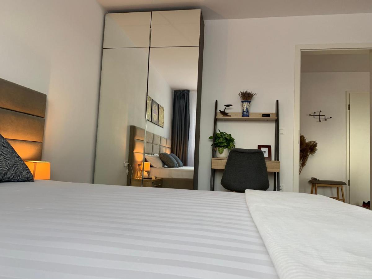 Executive Apartment Avantgarden Coresi Брашов Экстерьер фото